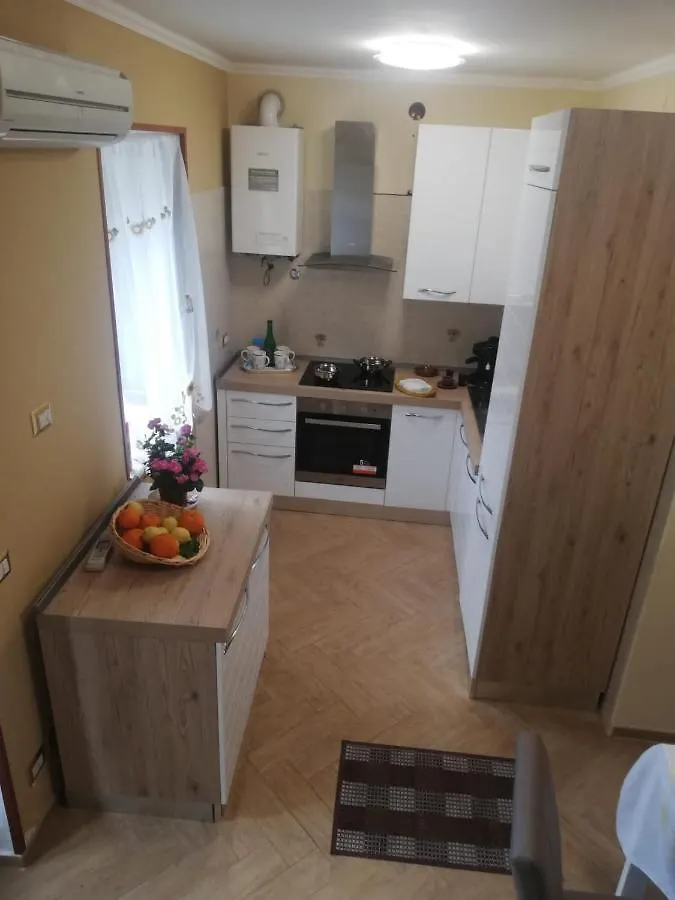 Casa vacanze Villa Casa Domenico in paese storico siciliano Messina